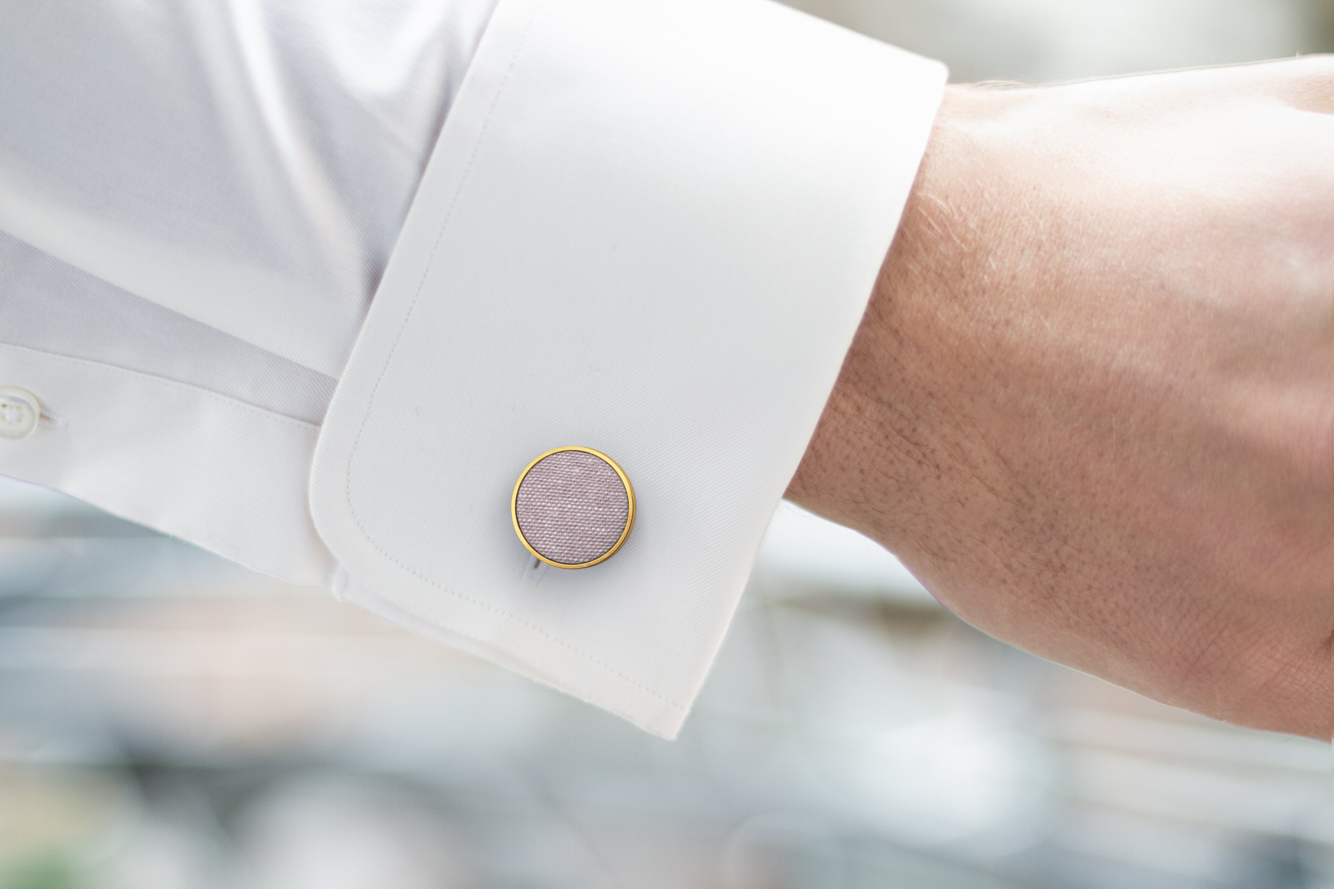 Adam_Bows_Manschettenknopf_Enno_Gold_Life