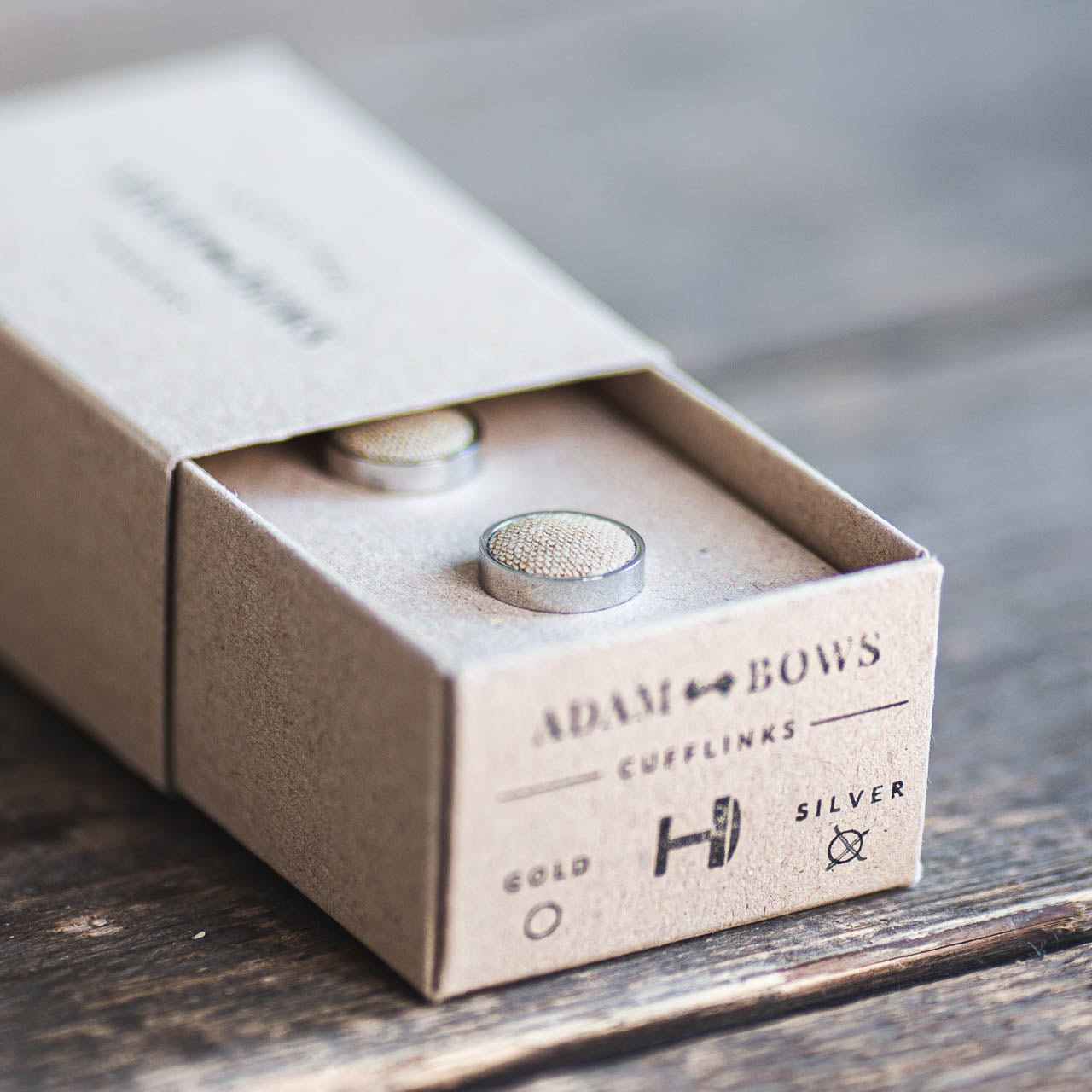 adam-bows-manschettenknoepfe-hochzeit-vintage-hellbraun-hanno